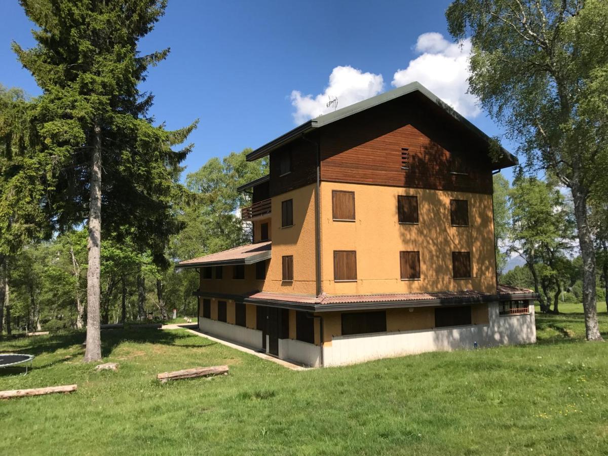 Ferienwohnung La Capanna Margno Exterior foto
